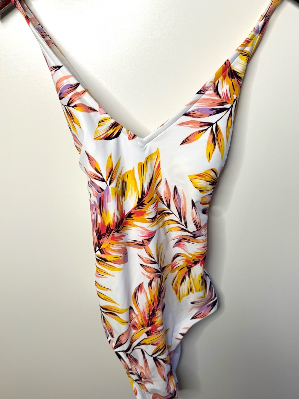 Kona Sol One-Piece Swimsuit NWT, Large